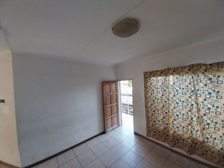 2 Bedroom Property for Sale in Potchefstroom North North West